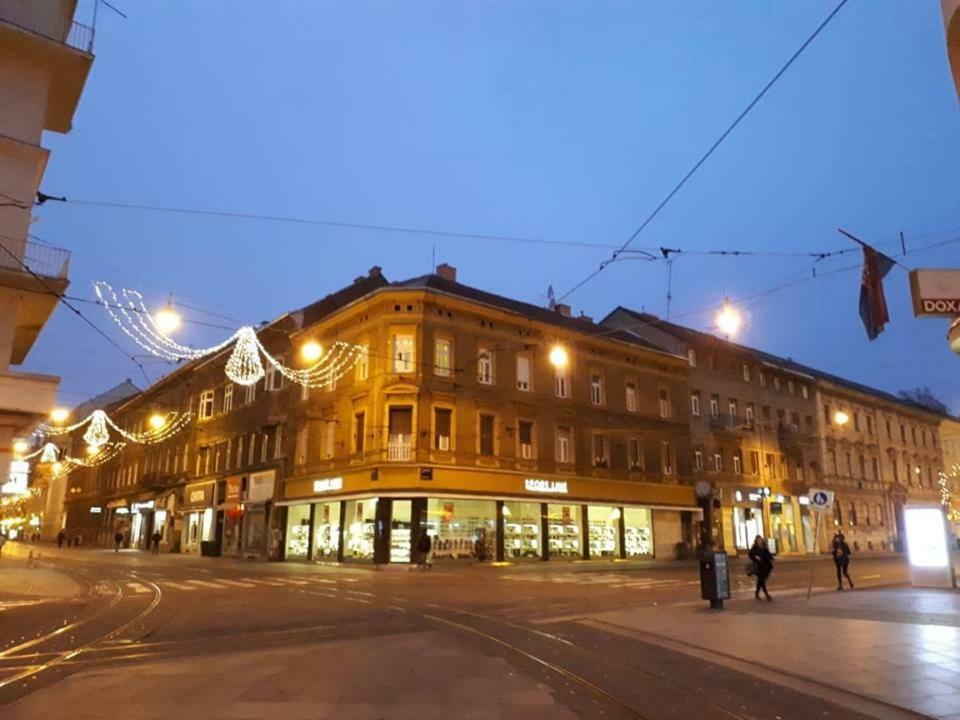 Agape Zagreb Apartments ภายนอก รูปภาพ